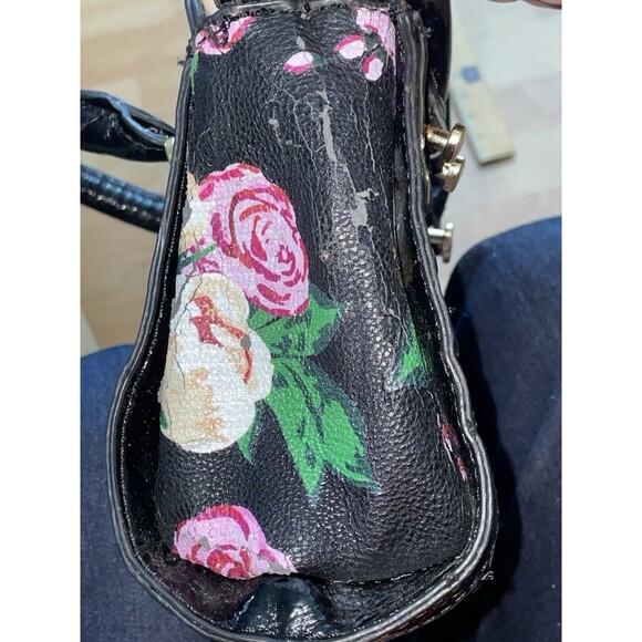 Betsey Johnson Small black Bow handbag Flower Pattern - Picture 12 of 13
